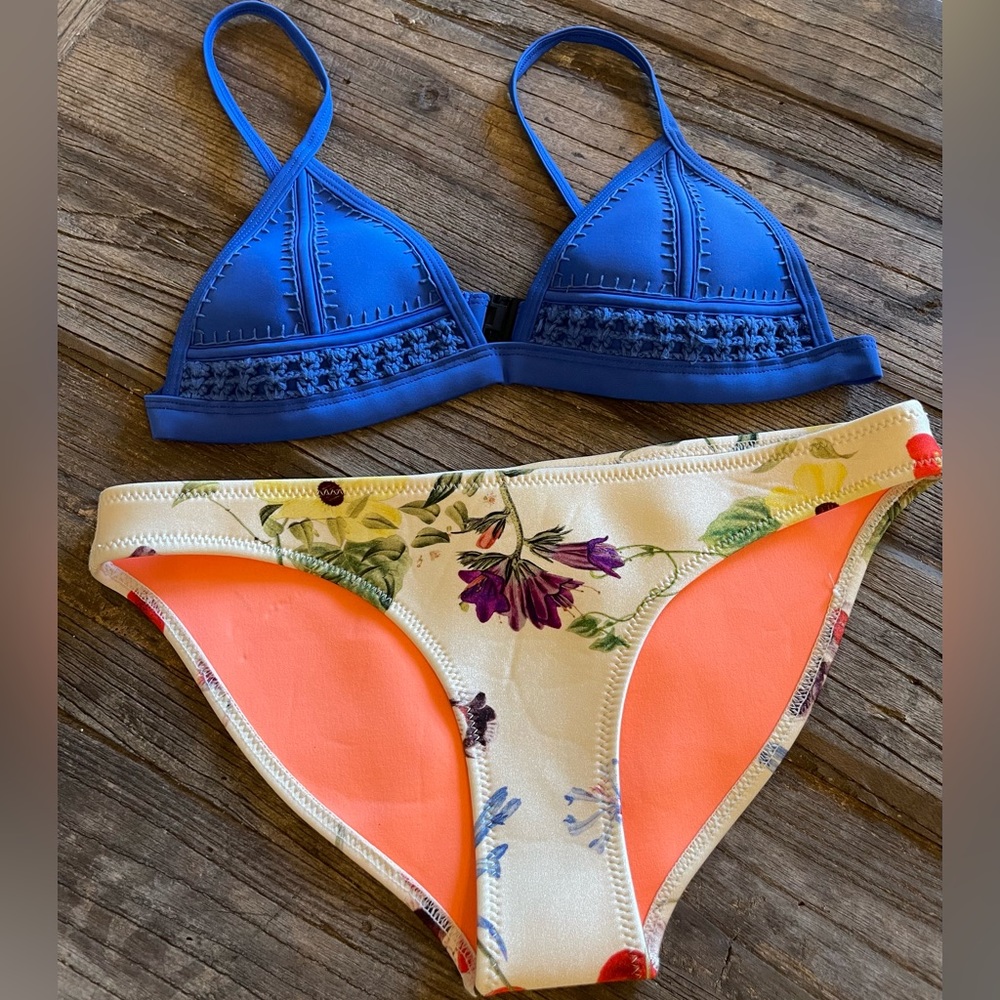 Triangl Swimwear Bikini Set Size Small Top and Medium Floral Bottoms